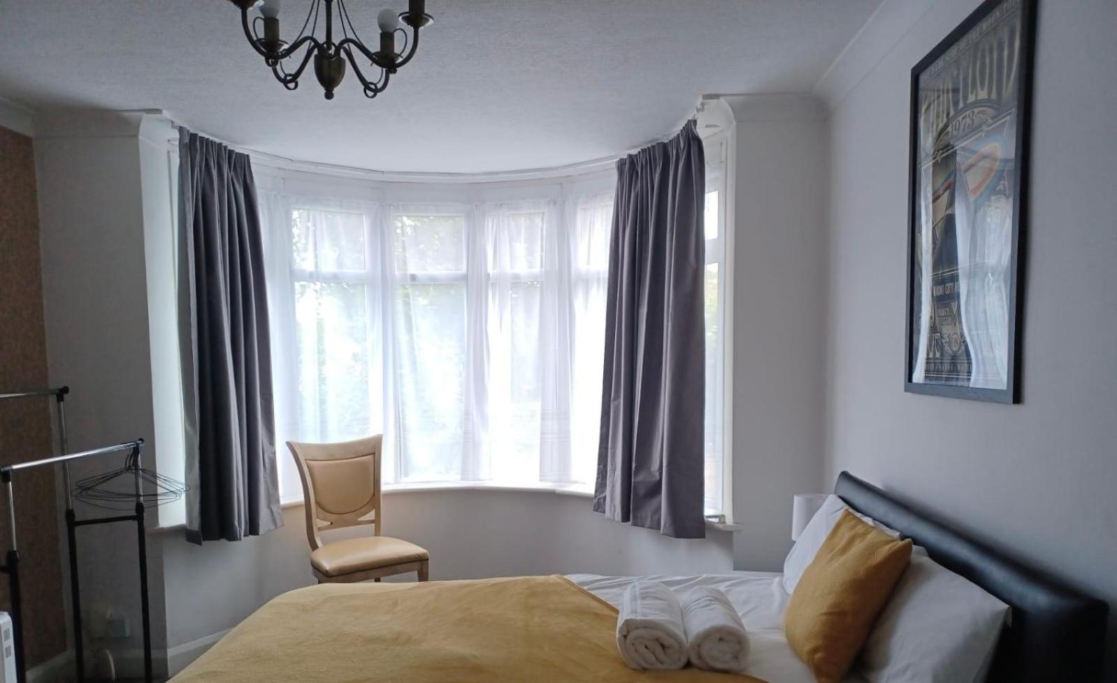 Solihull Shared House Acocks Green Buitenkant foto